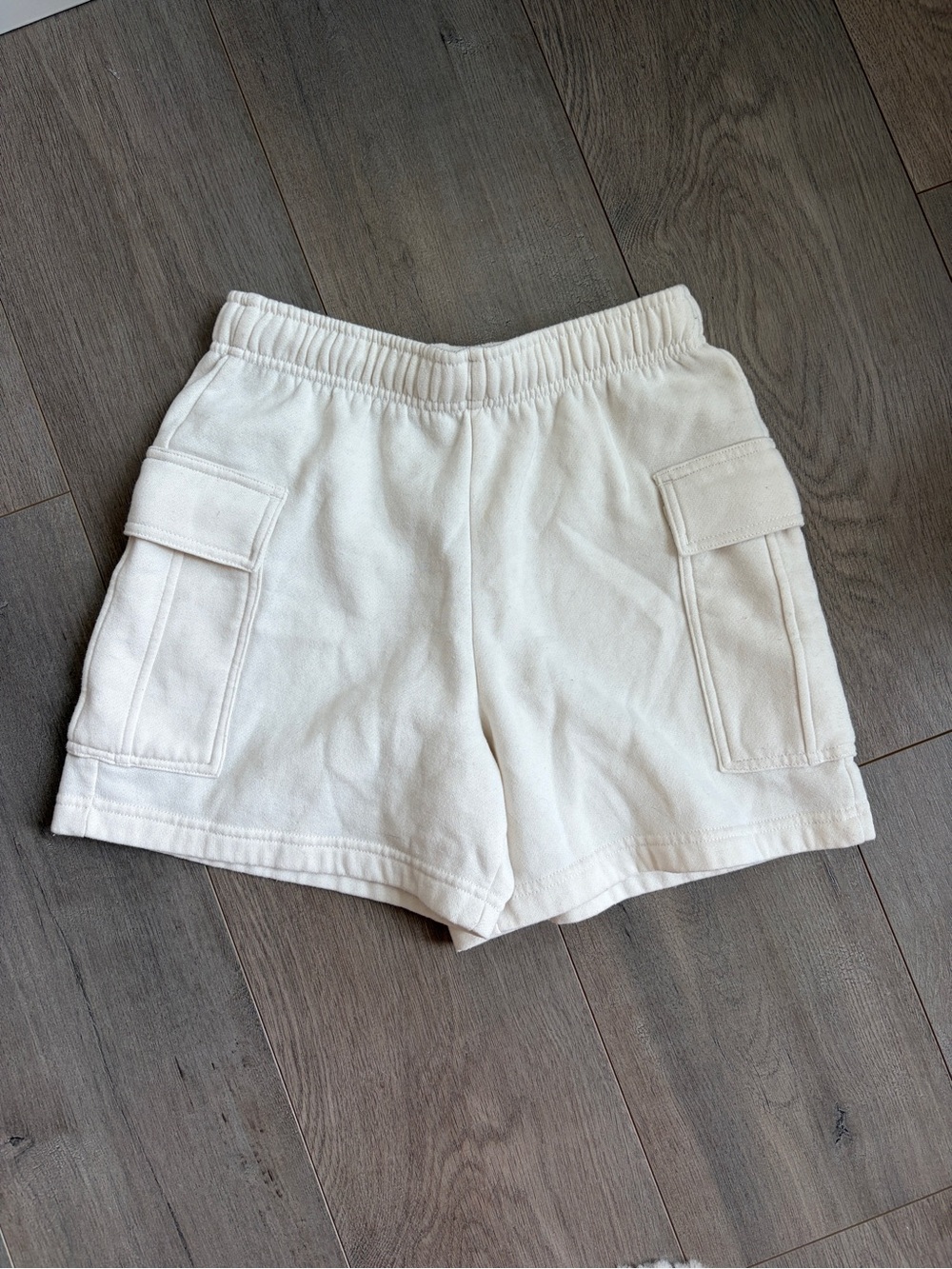 Bluenotes White Cargo Sweatshorts XS